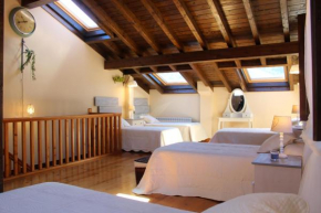 Гостиница Apartamentos San Antonio  Сан Себастьян де Гарабандаль